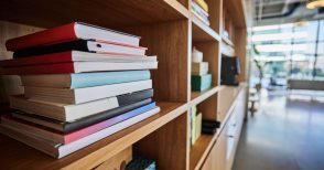 Dopo l'orrore di Charlie Hebdo, 18 libri per capire lo scontro in atto e riflettere sui possibili scenari